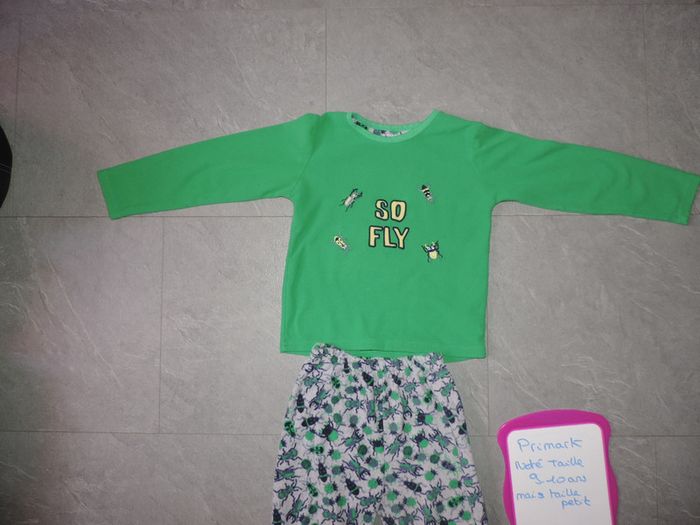 pyjama primark noté taille 9-10 ans mais taille petit - photo numéro 2