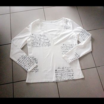 💥 NEUF t-shirt manches longues blanc décolleté dentelle