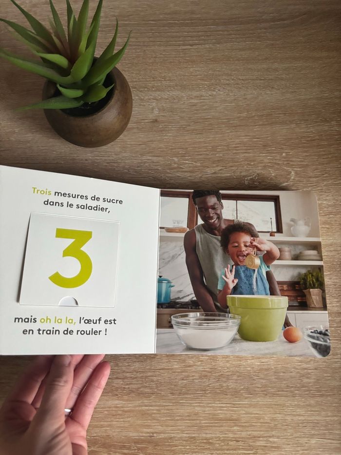 Livre enfant on fait des muffins Lovevery - photo numéro 2