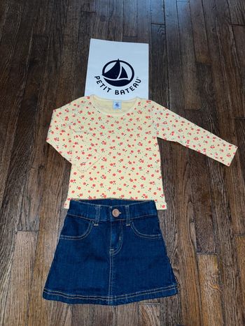 T-shirt et jupe petit bateau 3 ans