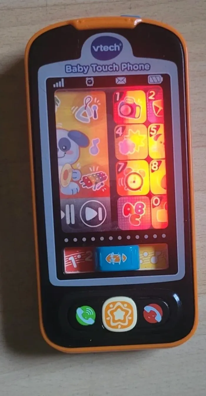 Lot de 6 jouet vetch bébé téléphone, clé et voiture - photo numéro 4