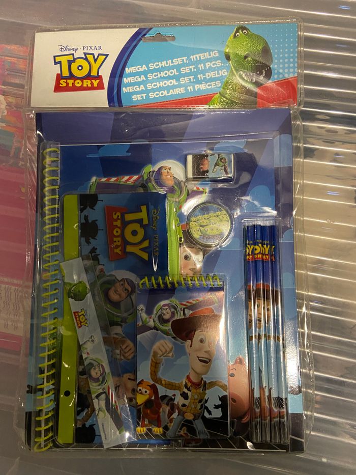 Lot accessoires disney