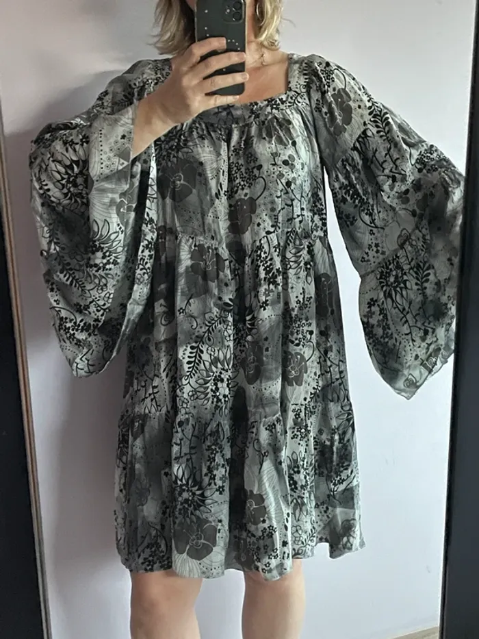 Robe oversize grise American Retro manches longues