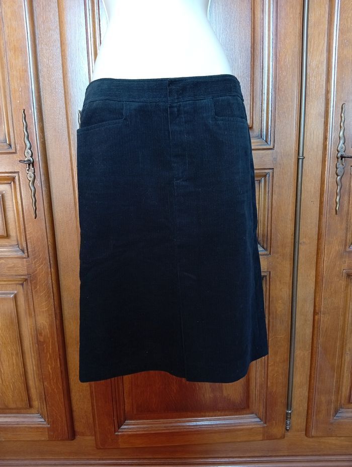Jupe Zara basic taille 36 style velours - photo numéro 1