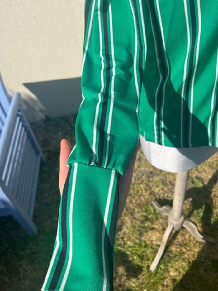💚 Chemisier Morgan vert à rayures noires et blanches 💚 - photo numéro 3