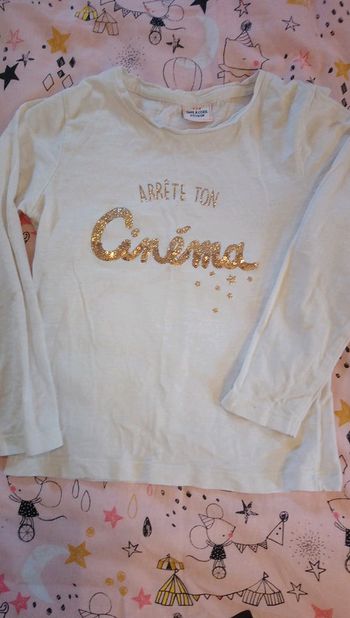 T-shirt tape à l'œil