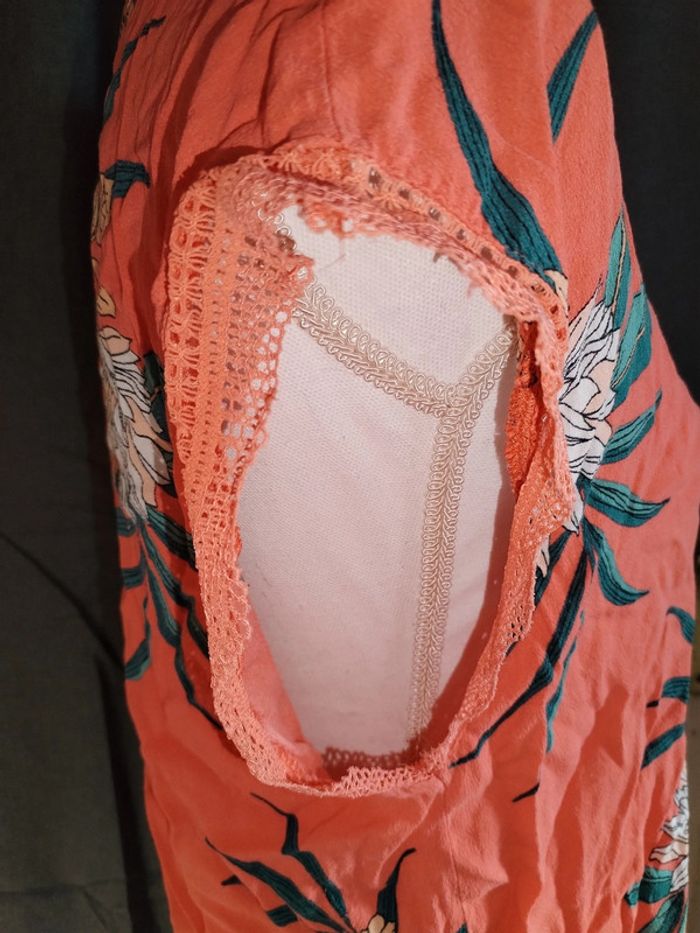 haut fleuri , corail - sans manche taille 44 - photo numéro 2