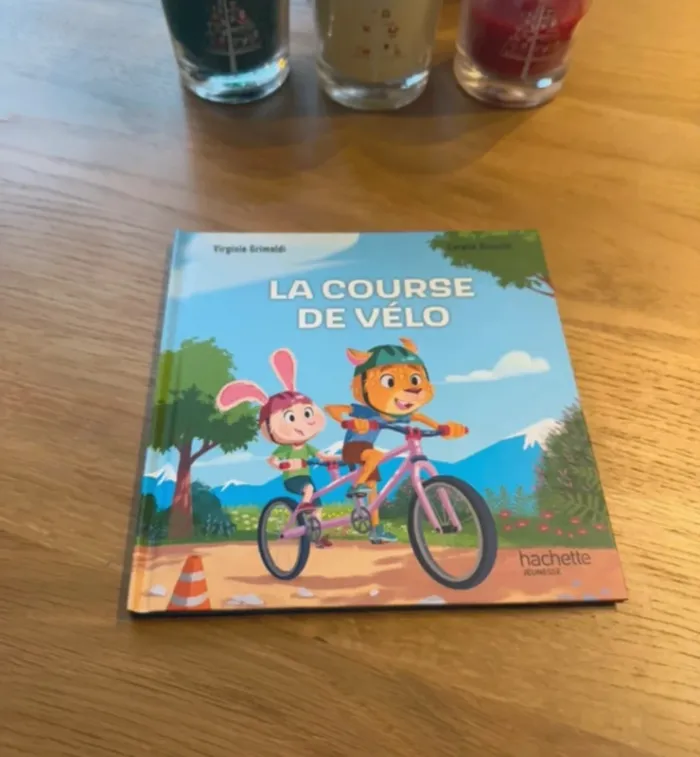 Livre McDonald's La course de vélo