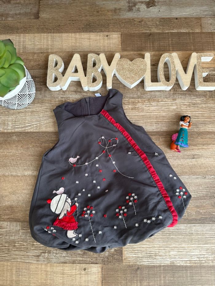 - Robe   - 3 mois - Très bon état