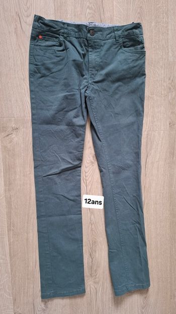 Pantalon vert 12ans TBE Galeries Lafayette
