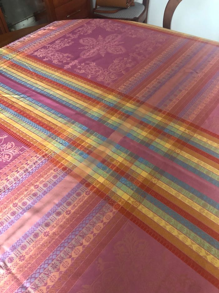 Nappe rose et multicolore carrée - photo numéro 3