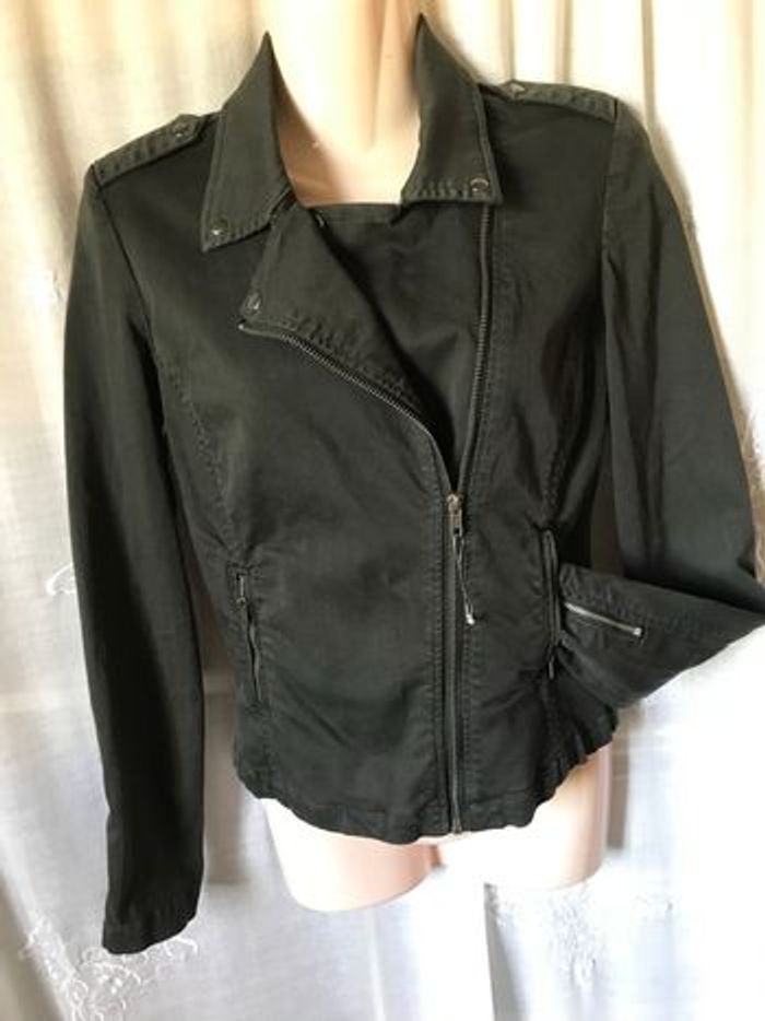 Blouson perfecto neuf XS Bizzbee