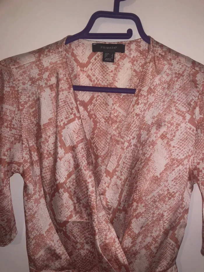 Blouse cache cœur Très bon état Taille S - photo numéro 2