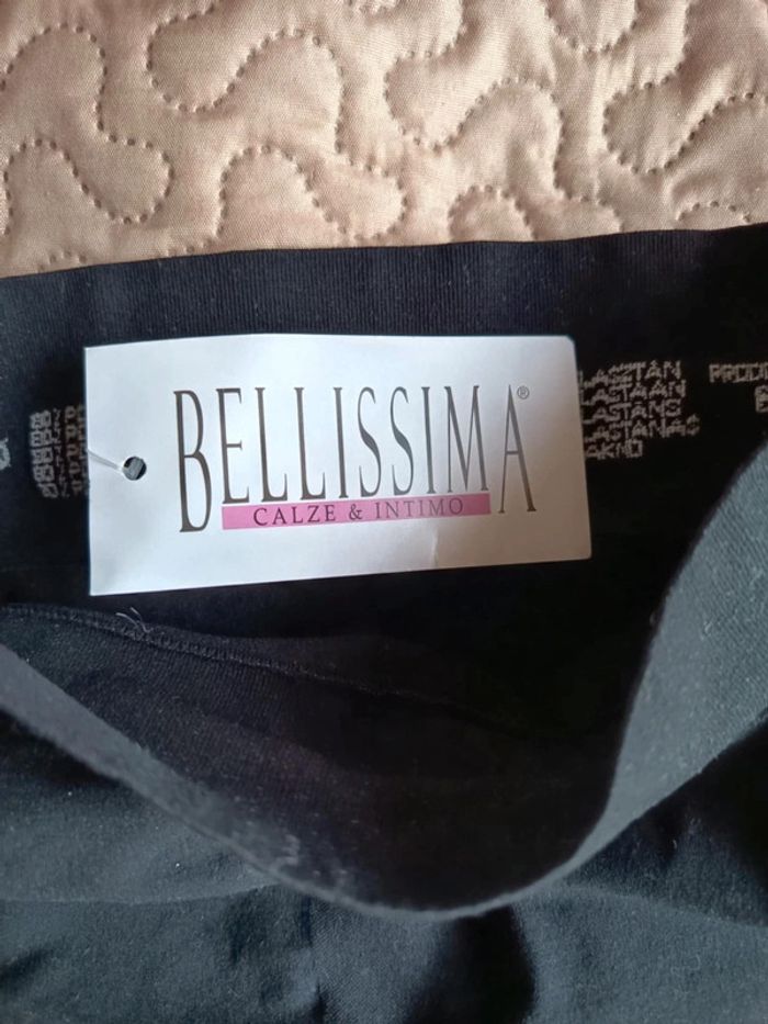 Short modelant. Marque bellissima. - photo numéro 2