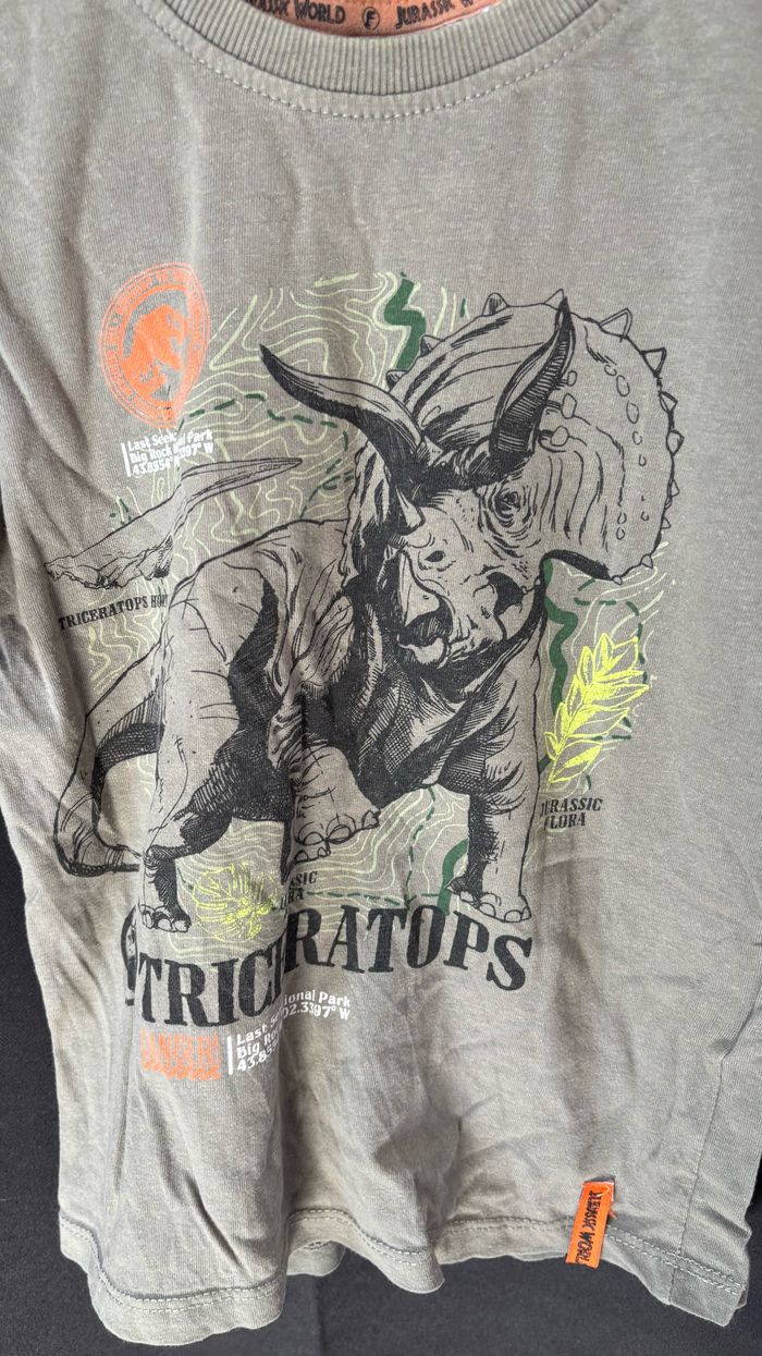 Tee shirt - photo numéro 2