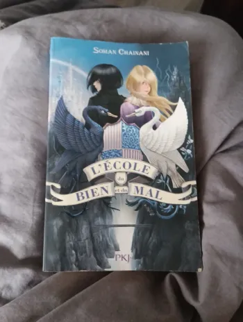 Livre "l'école du bien et du mal " tome 1