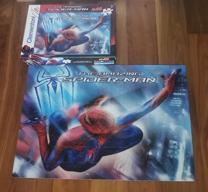 Puzzle Spiderman 104 pièces - photo numéro 2