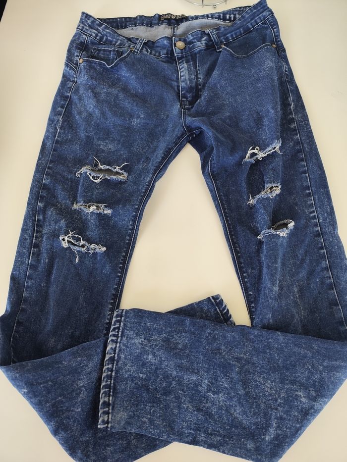 Jeans troué