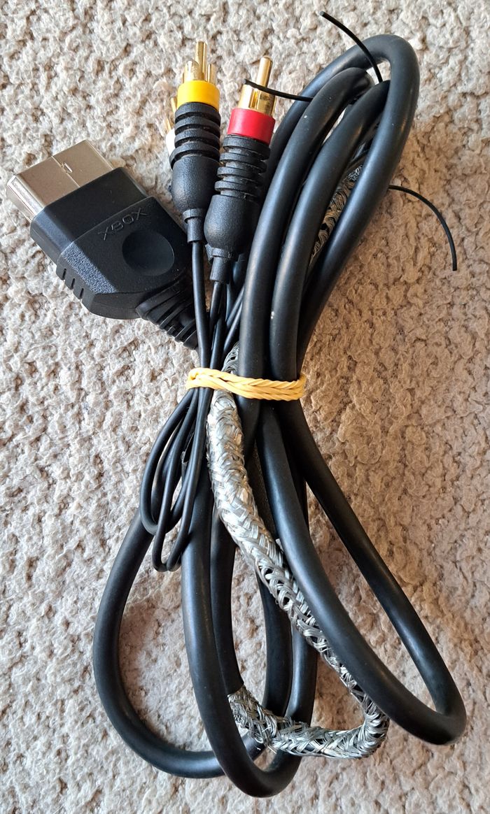 🎮 Lot de manettes et cable vidéo Microsoft Xbox fat 1ère génération - non testés - photo numéro 8