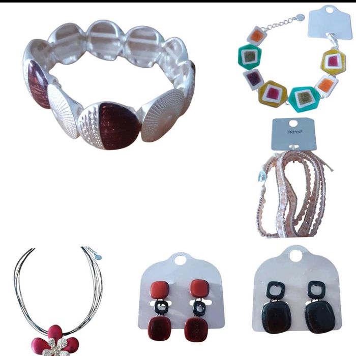 Lot 15 bijoux Ikita boucles d'oreilles, colliers, bracelet - photo numéro 2