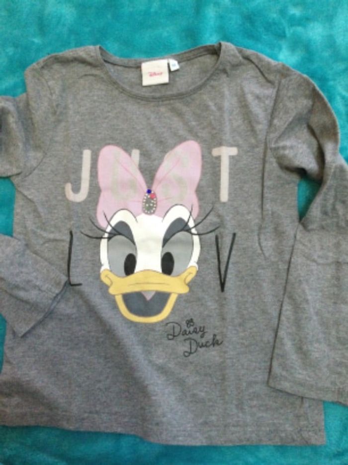 tee shirt teeshirt disney gris 8 ans tbe manches longues