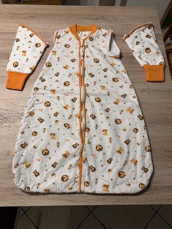 Gigoteuse motif forêt