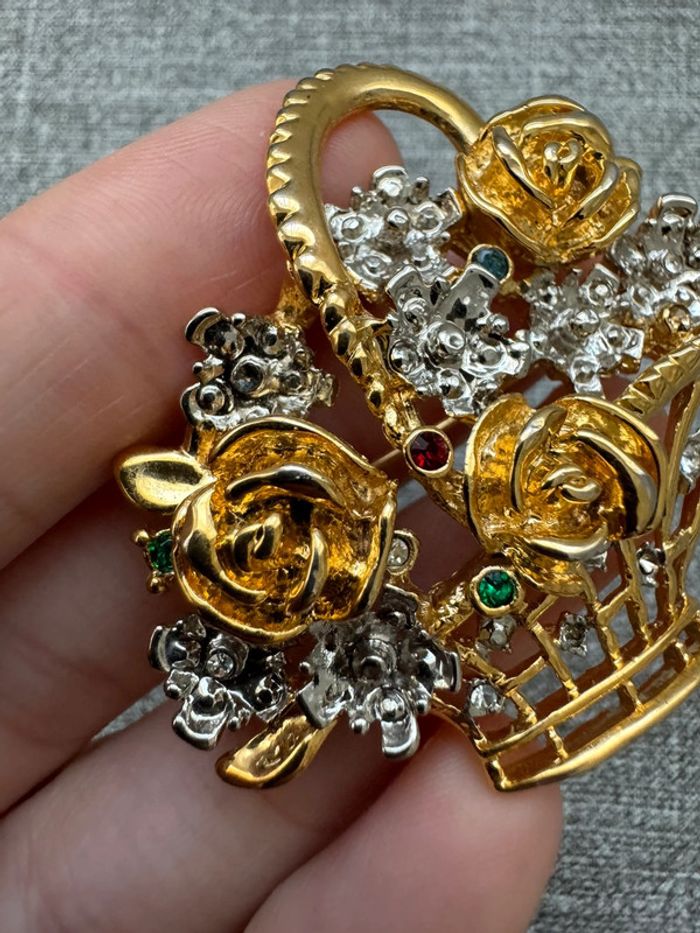Broche - photo numéro 2