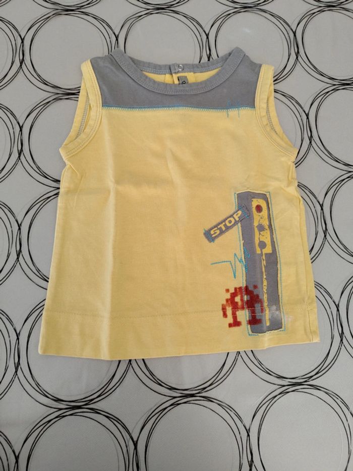 Débardeur 12 mois comme neuf