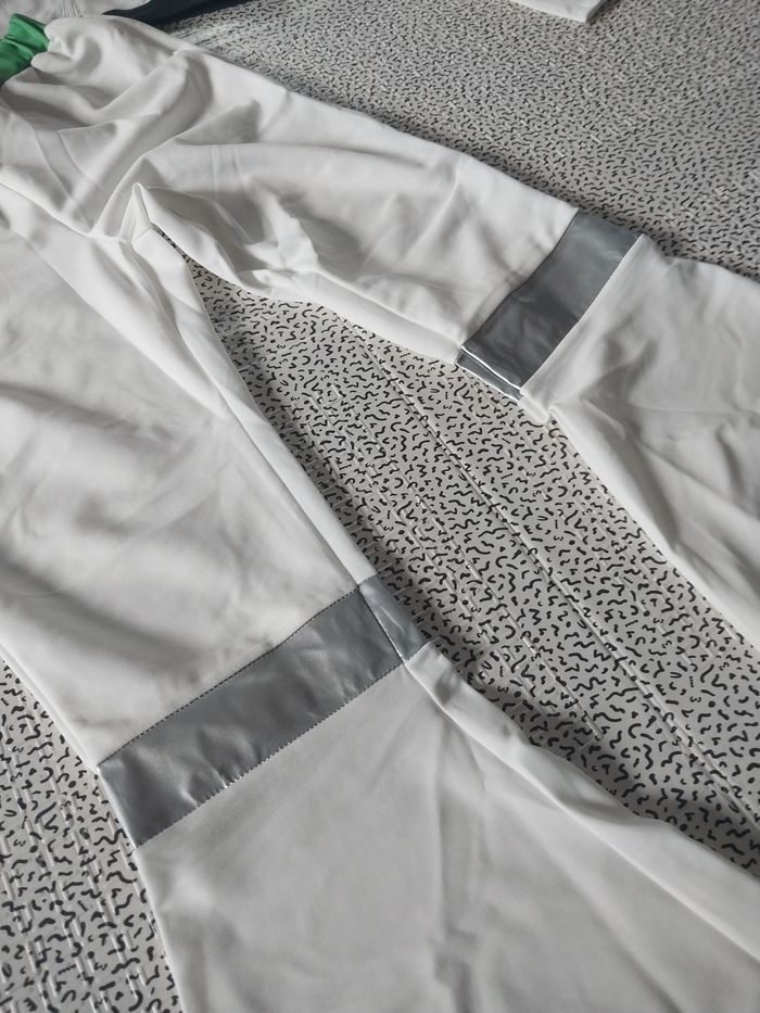 Déguisement femme Buzz l’Éclair NEUF / costume astronaute adulte | Carnaval soirée déguisée