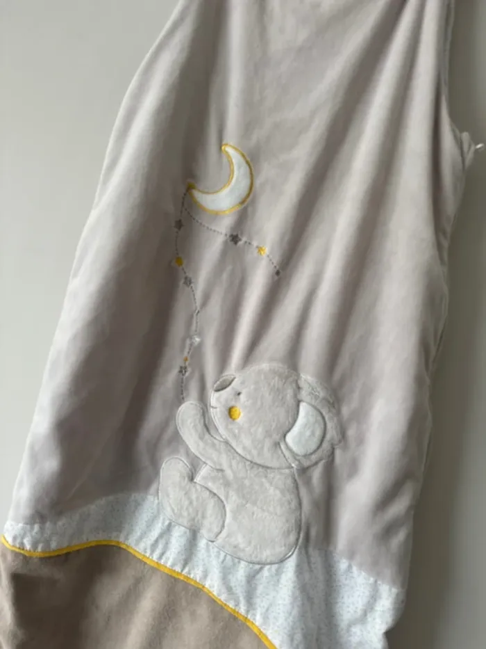 👚 Gigoteuse Tineo - de 6 mois à 36 mois - unisexe- bon état - photo numéro 2
