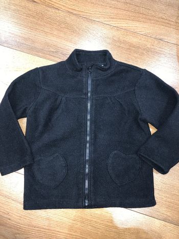 Gilet noir kidkanai 🌺 taille 3 ans très bon état