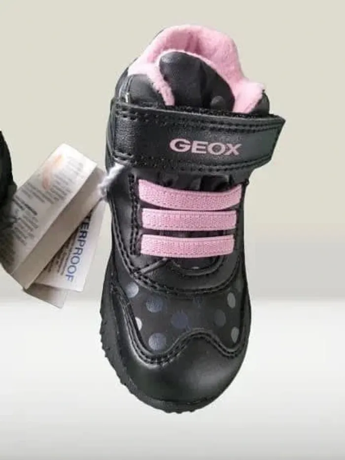 Chaussures montantes Geox, pointure 20, neuves - photo numรฉro 4