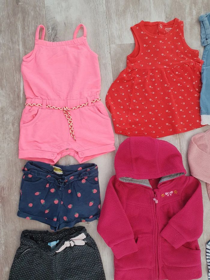 Lot vêtements fille 9mois - photo numéro 2