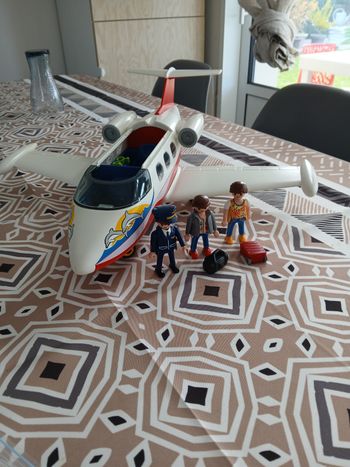 Playmobil avion de ligne
