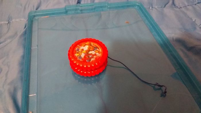 Un yo yo - photo numéro 2