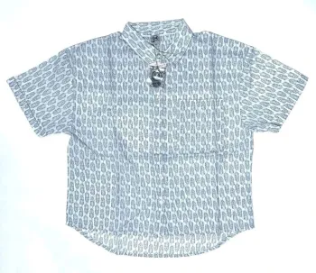 64 Pays Basque chemise bleue légère taille M à motifs bleue et blanche