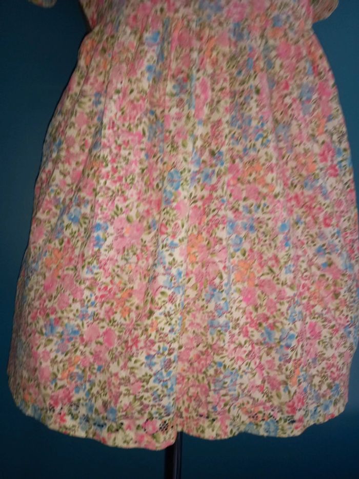 Robe 8/ 9 ans - photo numéro 6