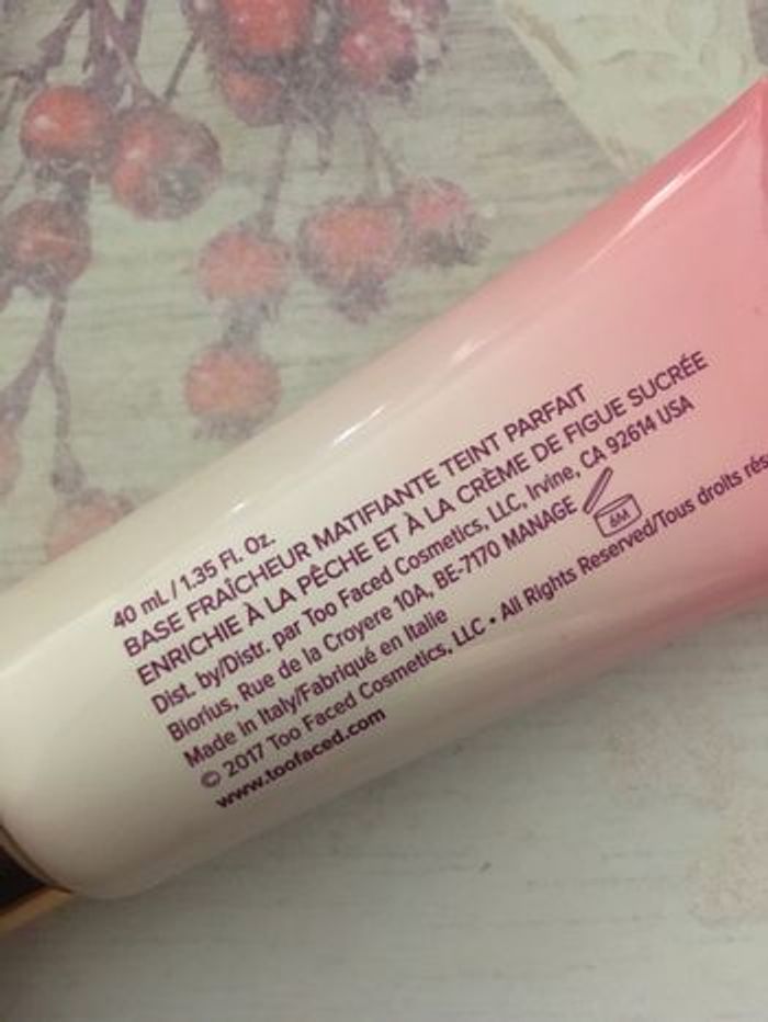 Primer hydratant et matifiant à la pêche Too Faced Neuf - photo numéro 5