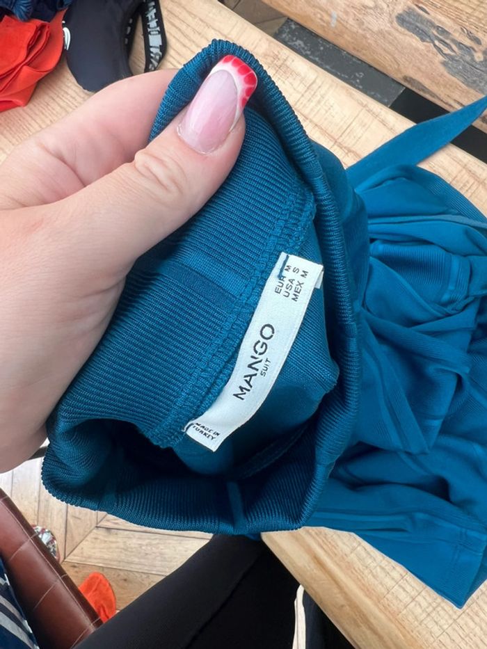 Robe d’été mi longue femme bleu légère canard mango taille M 38 moulante - photo numéro 4