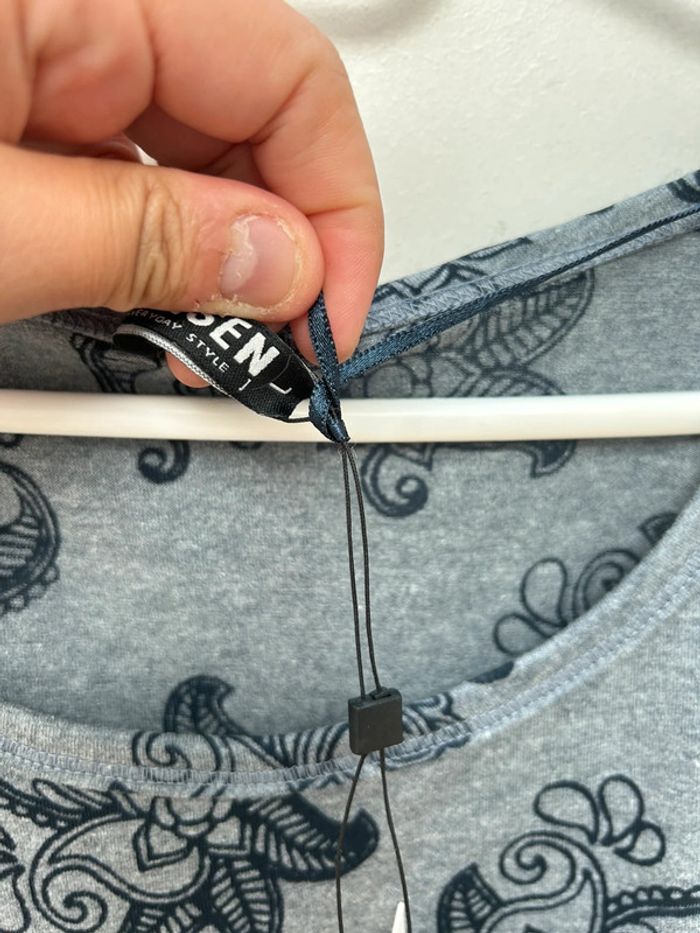 Débardeur gris motifs baroque bleu foncé - jensen en coton taille L neuf - photo numéro 5