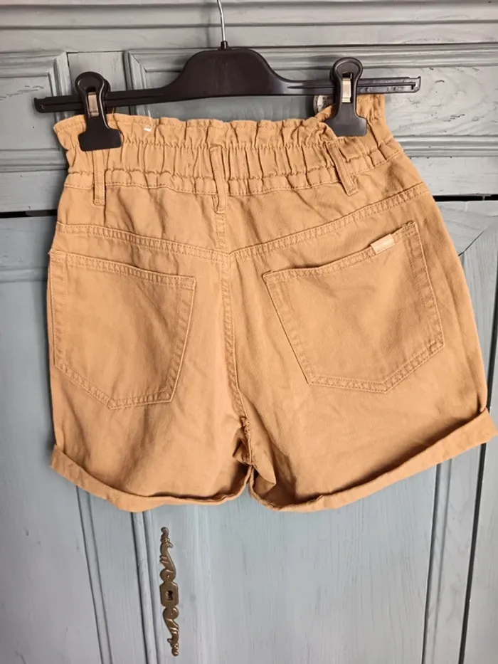 Short pull and bear - photo numéro 4