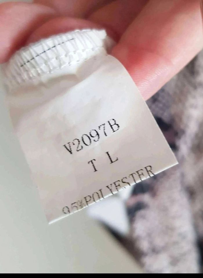 Robe  moulante  taille  40 - photo numéro 7