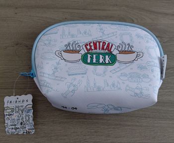 Trousse Friends Central Perk neuve avec etiquette
