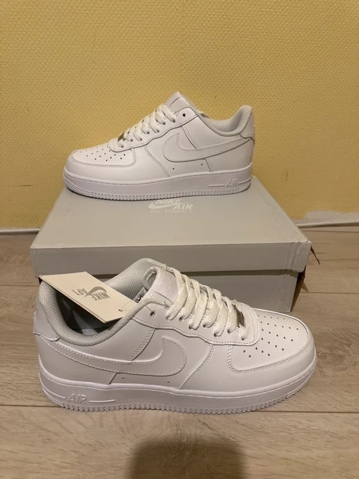Nike Air Force 1 38.5 - photo numéro 2