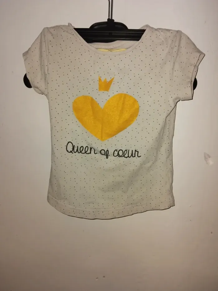 Tee shirt