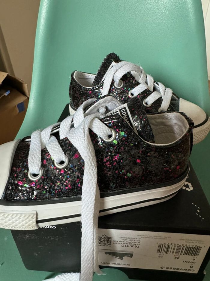 Baskets Converse basse paillette 22