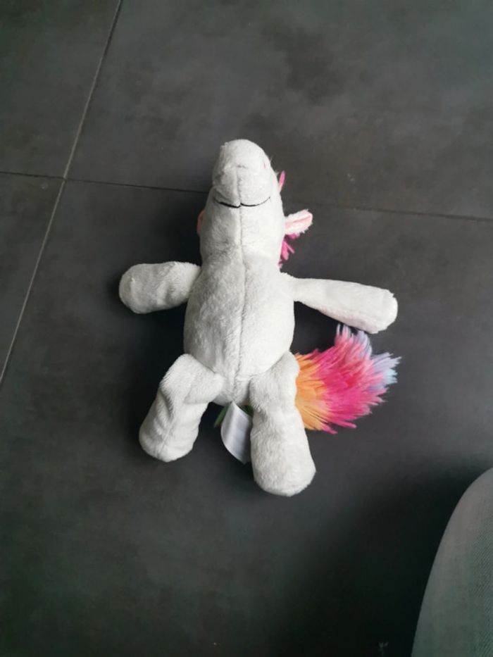 Jolie licorne Kinder - photo numéro 4