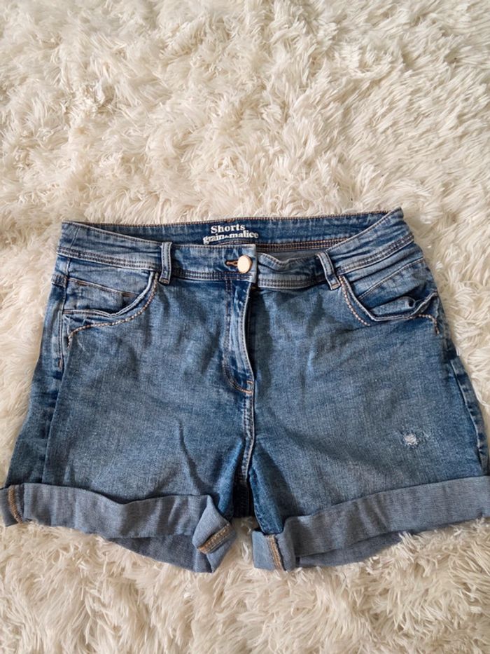 Short en jean grain de malice taille 40