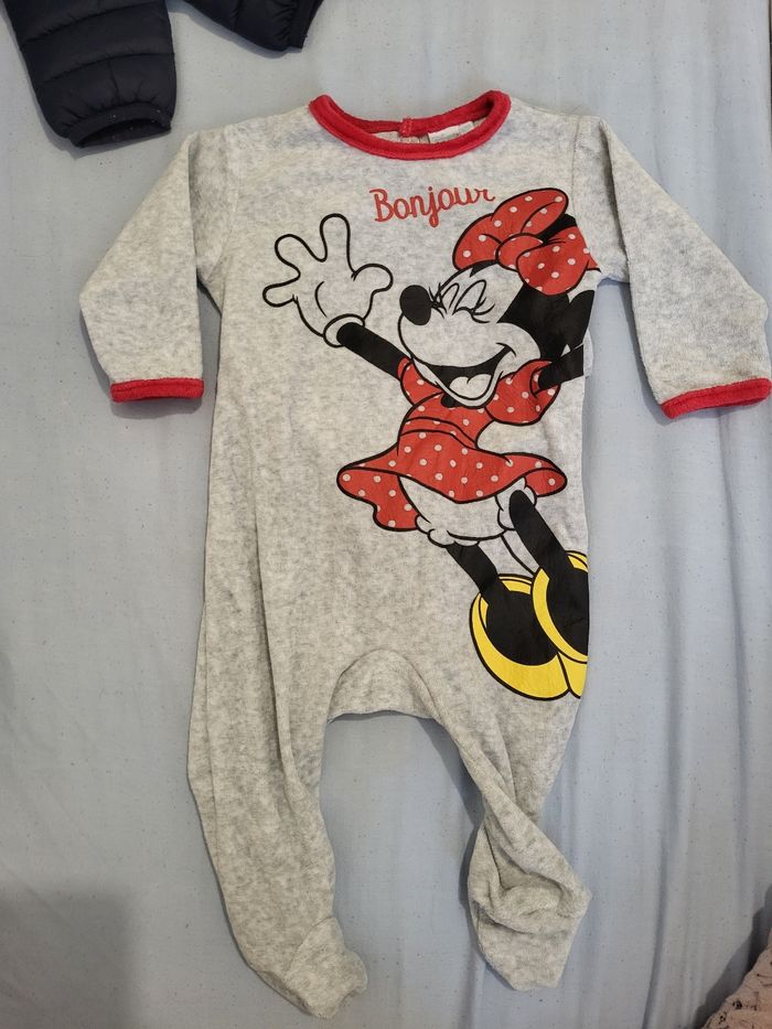 Pyjama neuf sans étiquette