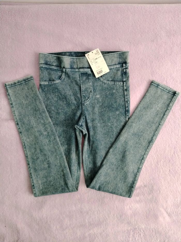 Jegging fin neuf bleu délavé H&M 10 ans - photo numéro 2